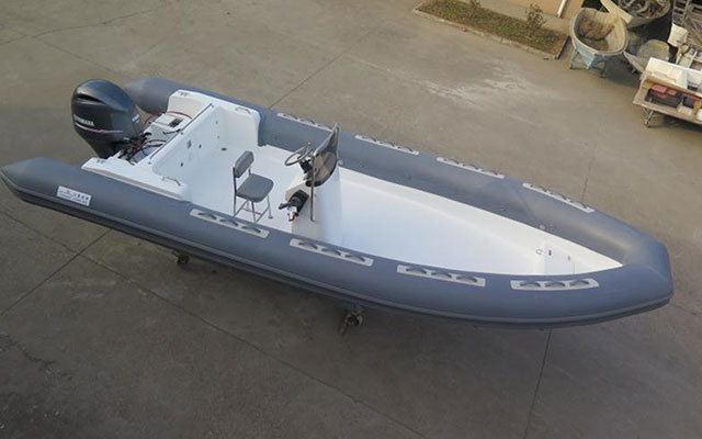 5.8米-7.5米 / 19英尺-24.6英尺 平底玻璃钢橡皮艇